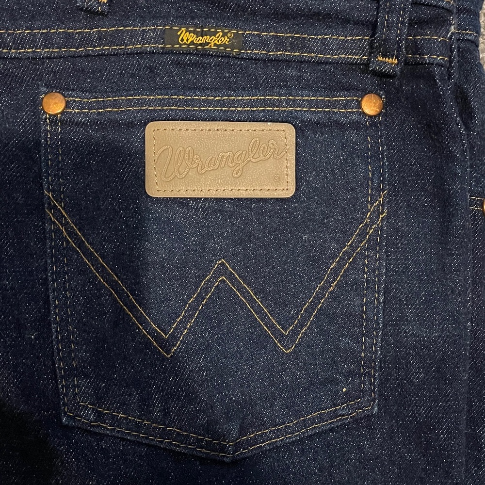Cowboy cut wrangler jeans
